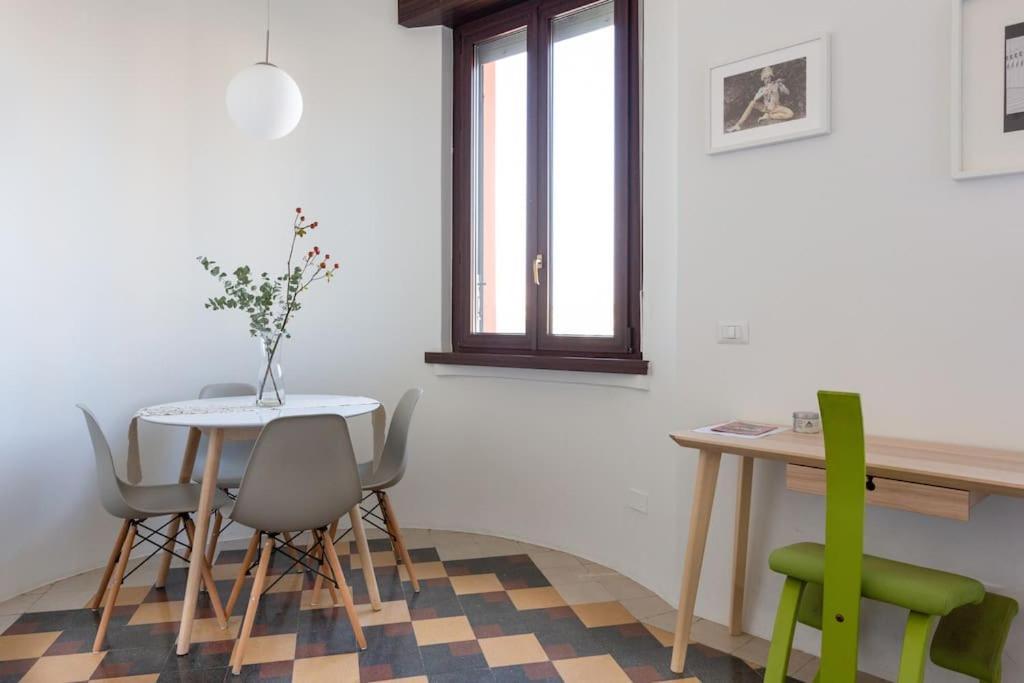 Big Bright Cozy Studio Apartment In Nolo Near Mm1 Milão Exterior foto